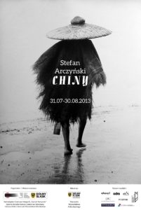 plakat wystawy FotoCHINY Stefana Arczyńskiego